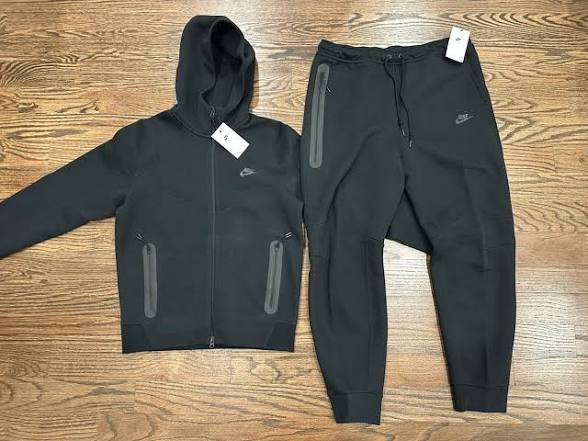 tech fleece tracksuit disigner
hoodie niki tech fleece set sweatshirts Mens sports jogger